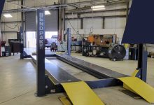 How to Safely Lift and Store Vehicles in Smaller Workspaces