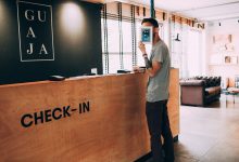 The Essential Role of the Hotel Reception Desk: A Detailed Overview