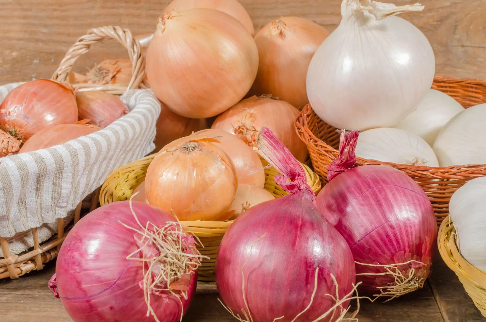 What Role Does Onion Play in the Treatment of Health Problems?